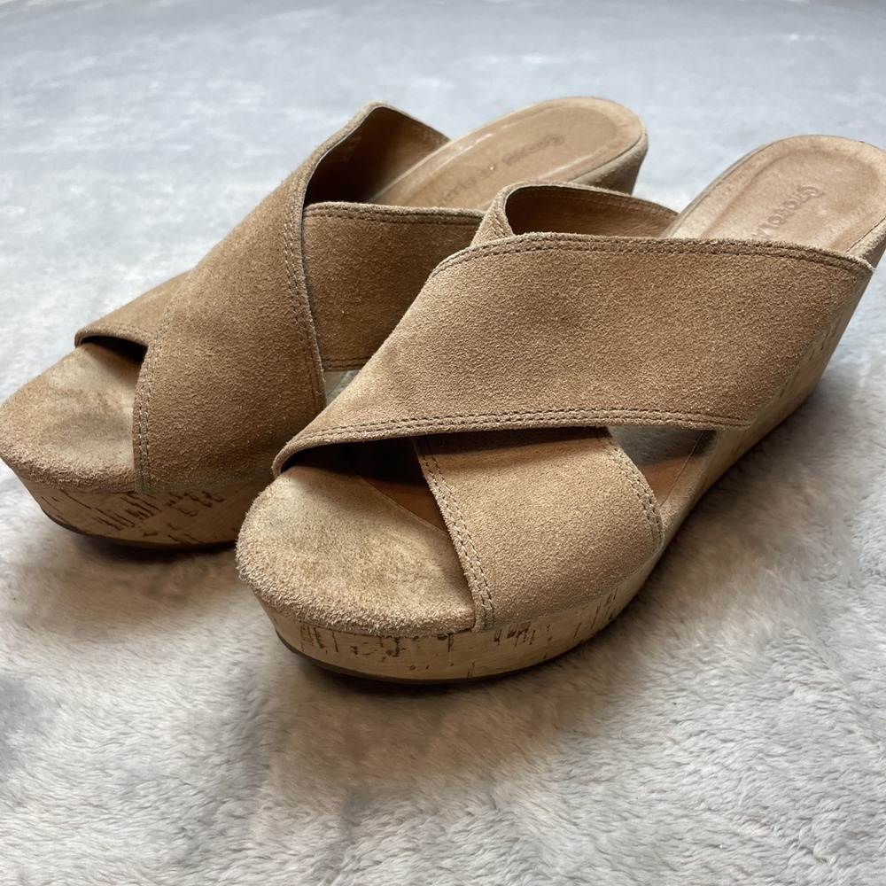Chocolat Blu Wendy Platform Wedge Slide Sandals Size 6.5 Beige Suede Cork Heel